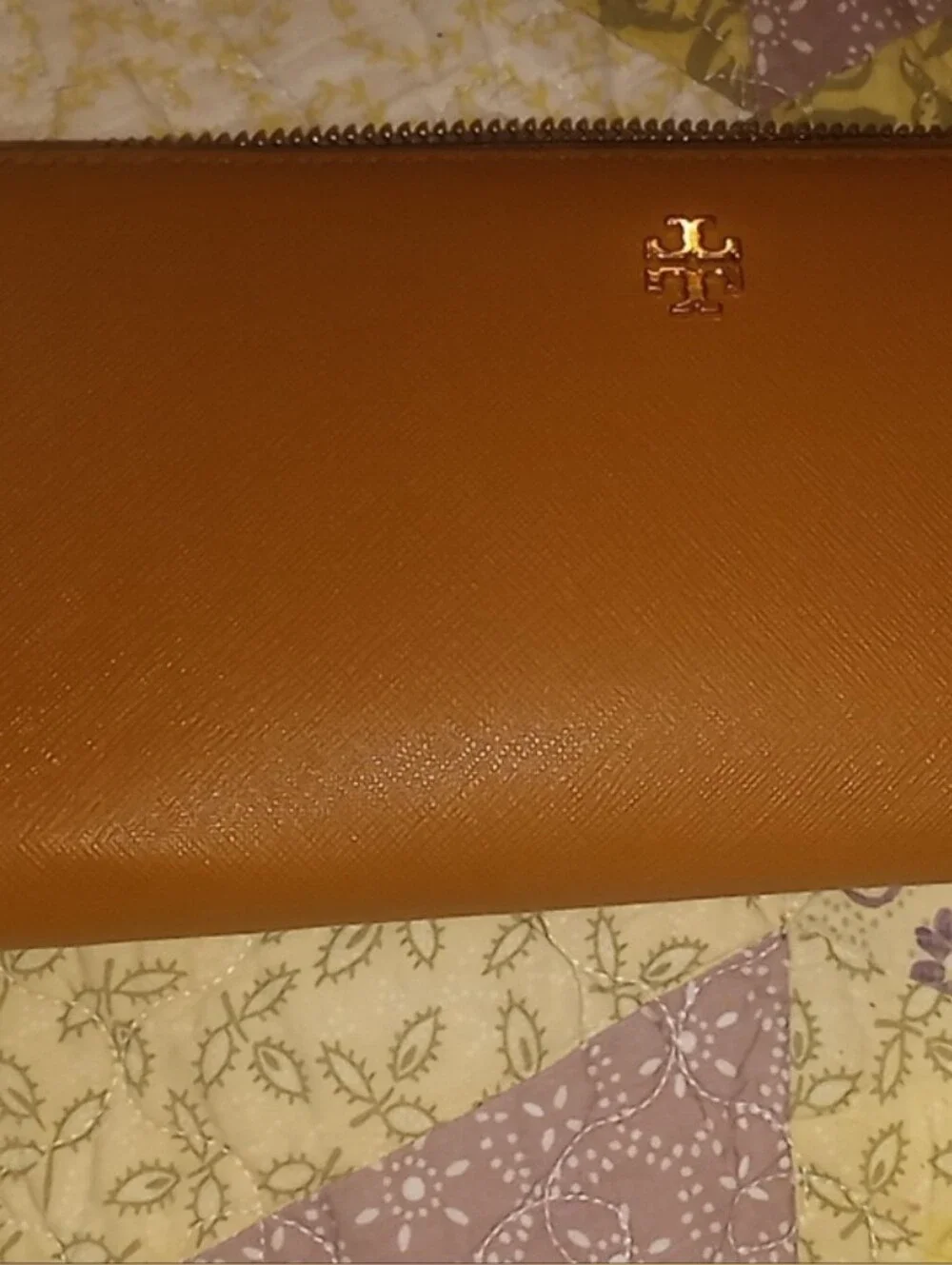 Tory Burch Zip-Around Continental Wallet in Cognac
